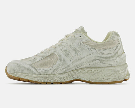 Men's New Balance 2002R Protection Pack Shoes