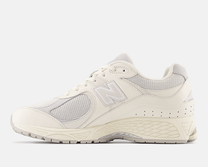 Men's New Balance 2002R White Shoes