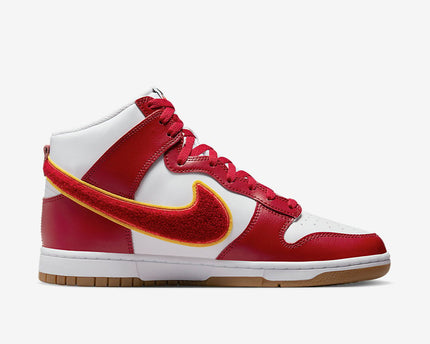 Men's Nike Dunk High Chenille Swoosh Shoes