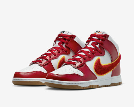 Men's Nike Dunk High Chenille Swoosh Shoes