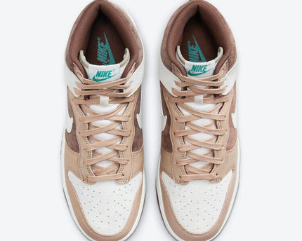 Men's Nike Dunk High Light Chocolate Shoes