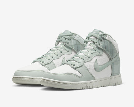 Men's Nike Dunk High Plaid Shoes