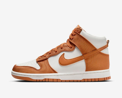 Men's Nike Dunk High Satin Curry Shoes