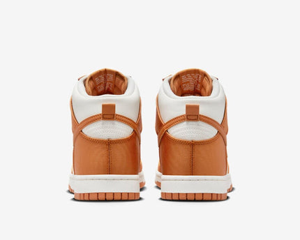 Men's Nike Dunk High Satin Curry Shoes