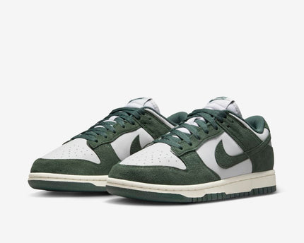Men's Nike Dunk Low Green Suede Shoes