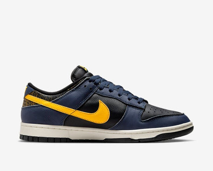 Men's Nike Dunk Low 'Michigan' Shoes