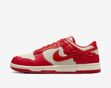 Men's Nike Dunk Low 'Red Roses' Shoes