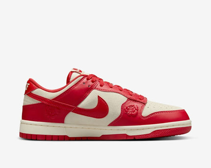 Men's Nike Dunk Low 'Red Roses' Shoes