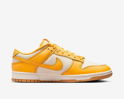 Men's Nike Dunk Low 'University Gold' Shoes