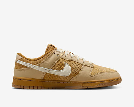 Men's Nike Dunk Low 'Waffle' Shoes