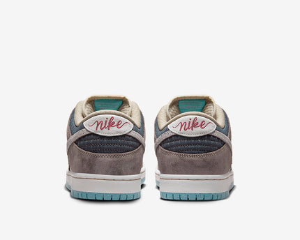 Men's Nike SB Dunk Low 'Big Money Savings' Shoes