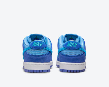 Men's Nike SB Dunk Low 'Blue Raspberry' Shoes