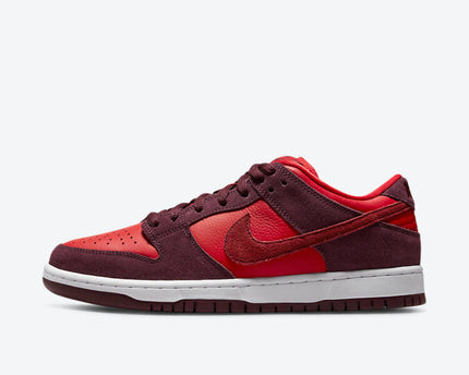 Men's Nike SB Dunk Low 'Cherry' Shoes