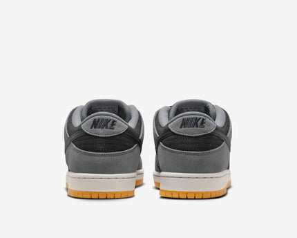 Men's Nike SB Dunk Low 'Dark Smoke Grey' Shoes