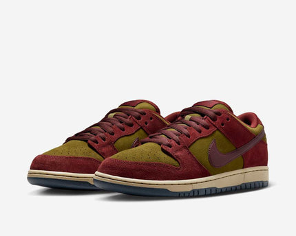 Men's Nike SB Dunk Low 'Dark Team Red' Shoes