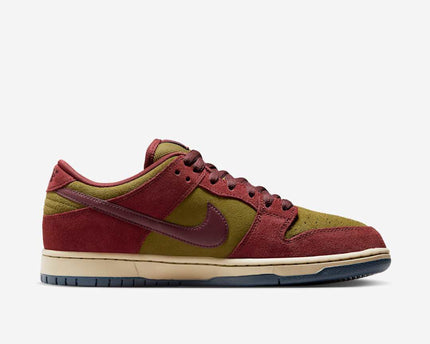 Men's Nike SB Dunk Low 'Dark Team Red' Shoes