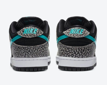 Men's Nike SB Dunk Low 'Elephant' Shoes