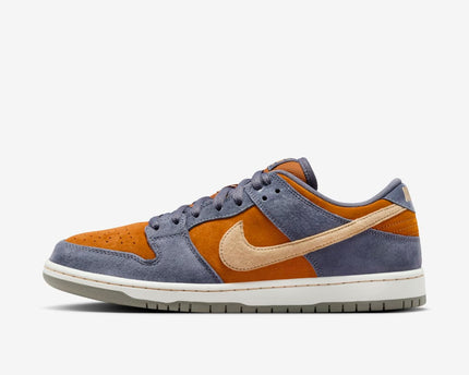 Men's Nike SB Dunk Low 'Light Carbon' Shoes