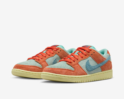 Men's Nike SB Dunk Low 'Orange and Emerald Rise' Shoes