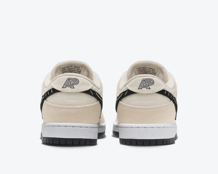 Men's Nike SB Dunk Low 'Pearl White' Shoes