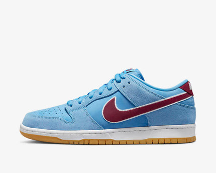 Men's Nike SB Dunk Low 'Phillies' Shoes