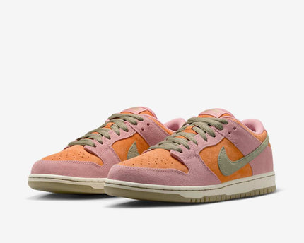 Men's Nike SB Dunk Low 'Red Stardust' Shoes