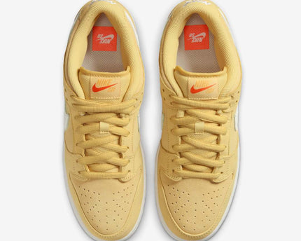 Men's Nike SB Dunk Low 'Saturn Gold' Shoes