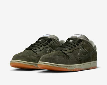 Men's Nike SB Dunk Low 'Sequoia' Shoes
