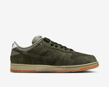 Men's Nike SB Dunk Low 'Sequoia' Shoes
