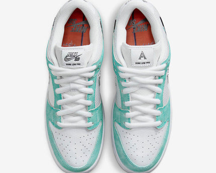 Men's Nike SB Dunk Low 'Turbo Green' Shoes