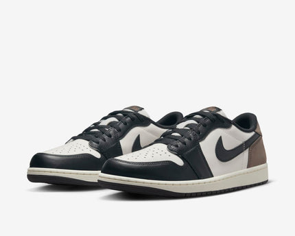 Men's Air Jordan 1 Low 'Mocha' Shoes