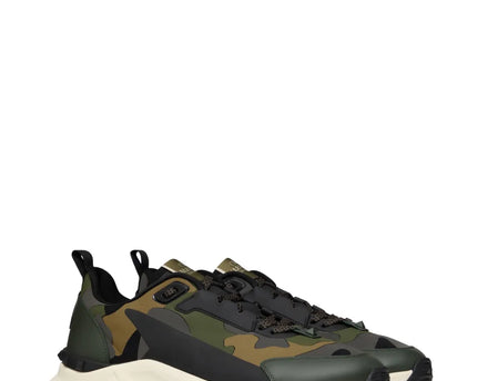 Men's Valentino Garavani Baskets True Act Khaki Multicolor Sneakers