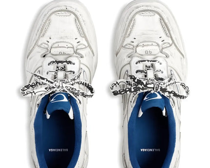 Men' Balenciaga Hamptons Worn-out Trainers White Sneaker