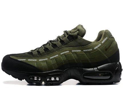 Men's Undefeated x Nike Air Max 95 'Medium Olive' Shoes