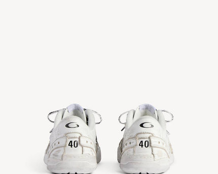 Men' Balenciaga Hamptons Worn-out Trainers White Sneaker