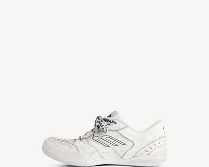 Men' Balenciaga Hamptons Worn-out Trainers White Sneaker