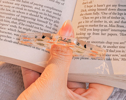 Birth Flower Book Lover - Personalized Resin Book Page Holder