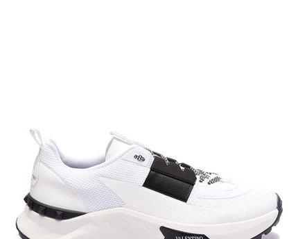 Men's Valentino Garavani Baskets True Act White Sneakers