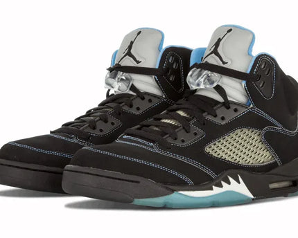 Men's Nike Air Jordan 5 Retro UNC Shoes