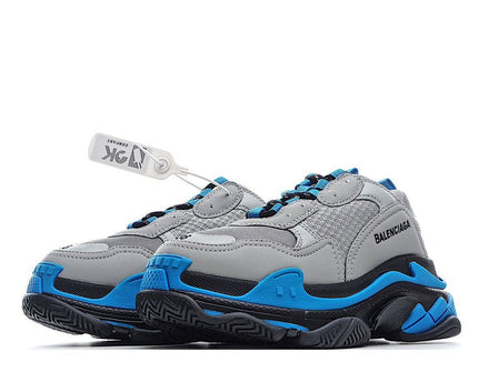 Men's Balenciaga Triple S Sneaker Shoes V20