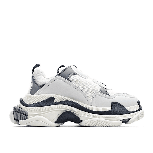 Men's Balenciaga Triple S Sneaker Shoes V18