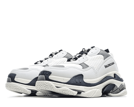 Men's Balenciaga Triple S Sneaker Shoes V18
