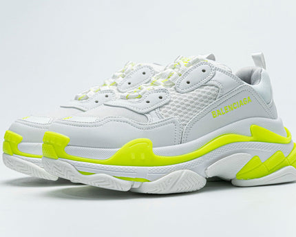 Men's Balenciaga Triple S Sneaker Shoes V33