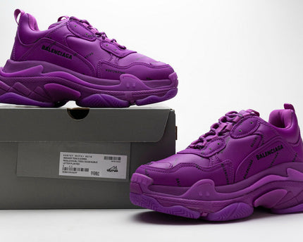 Men's Balenciaga Triple S Sneaker Shoes V42
