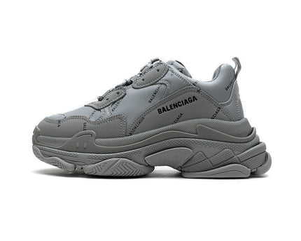 Men's Balenciaga Triple S Sneaker Shoes V30