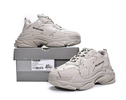 Men's Balenciaga Triple S Sneaker Shoes V24
