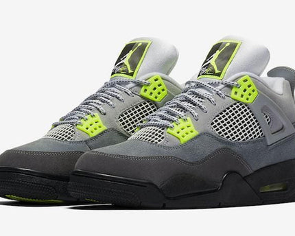 Men's Air Jordan 4 Retro SE Neon Shoes