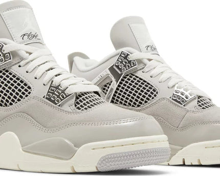 Men's Air Jordan 4 Retro 'Frozen Moments' Shoes