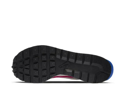 Men's Nike Vaporwaffle Sacai Sail Shoes