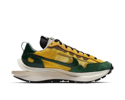 Men's Nike Vaporwaffle Sacai 'Tour Yellow' Shoes